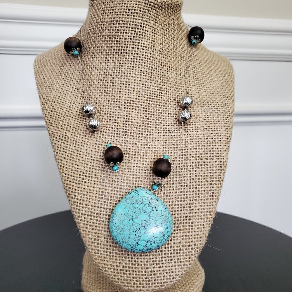 TWO STRAND TURQUOISE/BROWN NECKLACE